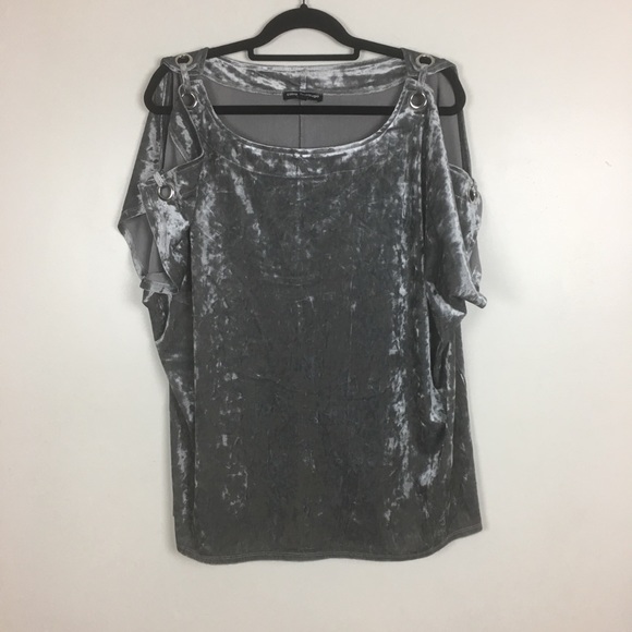 Cable & Gauge Tops - Cable and Gauge Cold Shoulder Velvet Top
